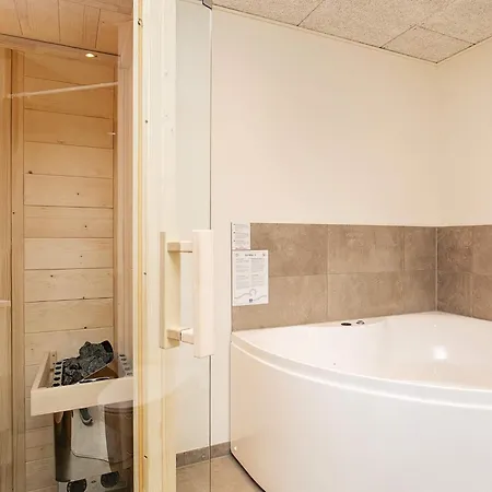 8 Person In * Ringkøbing