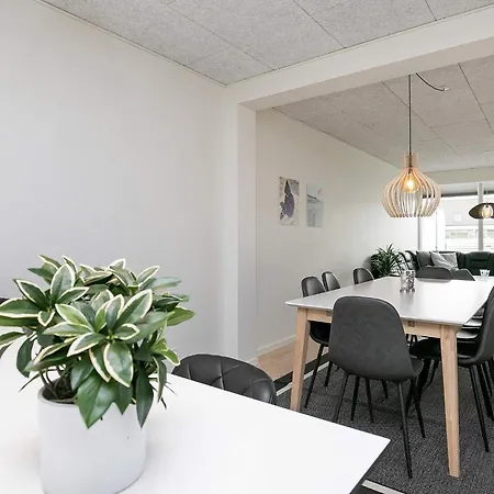 公寓 8 Person In 灵克宾