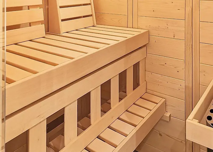 Apartament 8 Person In