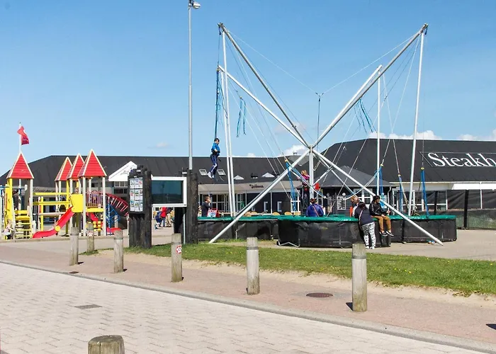 8 Person In Apartament *