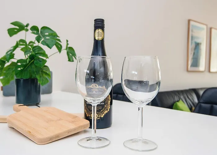 Apartament 8 Person In