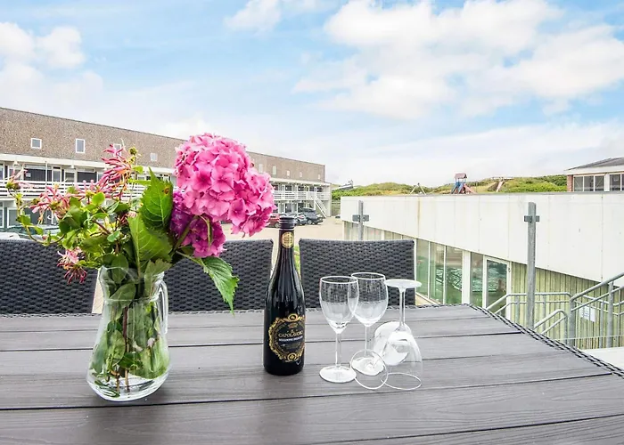 Apartament 8 Person In *