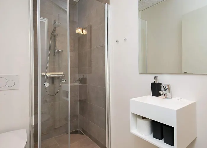 8 Person In Ringkøbing