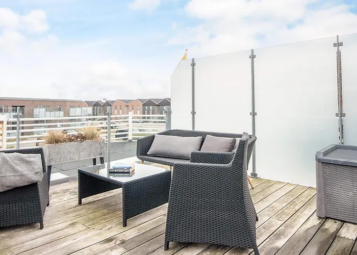 Apartament 8 Person In