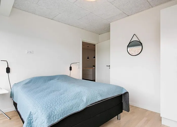 Apartament 8 Person In