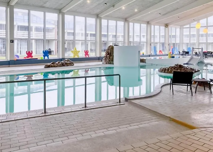 Apartament 8 Person In *